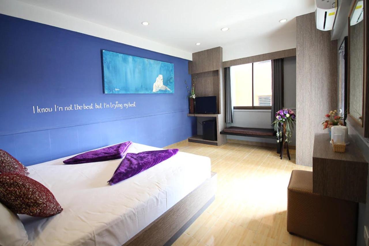 Kaya Place Bangkok Exterior photo